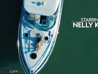 Nelly kent riť milujúci na a loď -21naturals